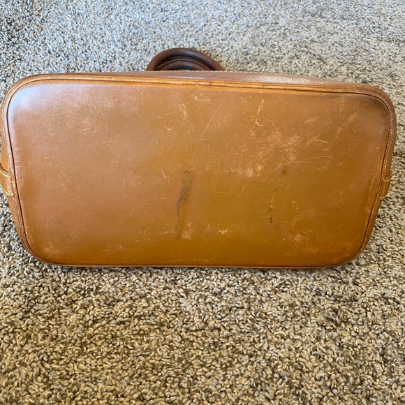 Authentic Louis Vuitton Alma PM w/Lock, includes off brand accessories! - Picture 5 of 11